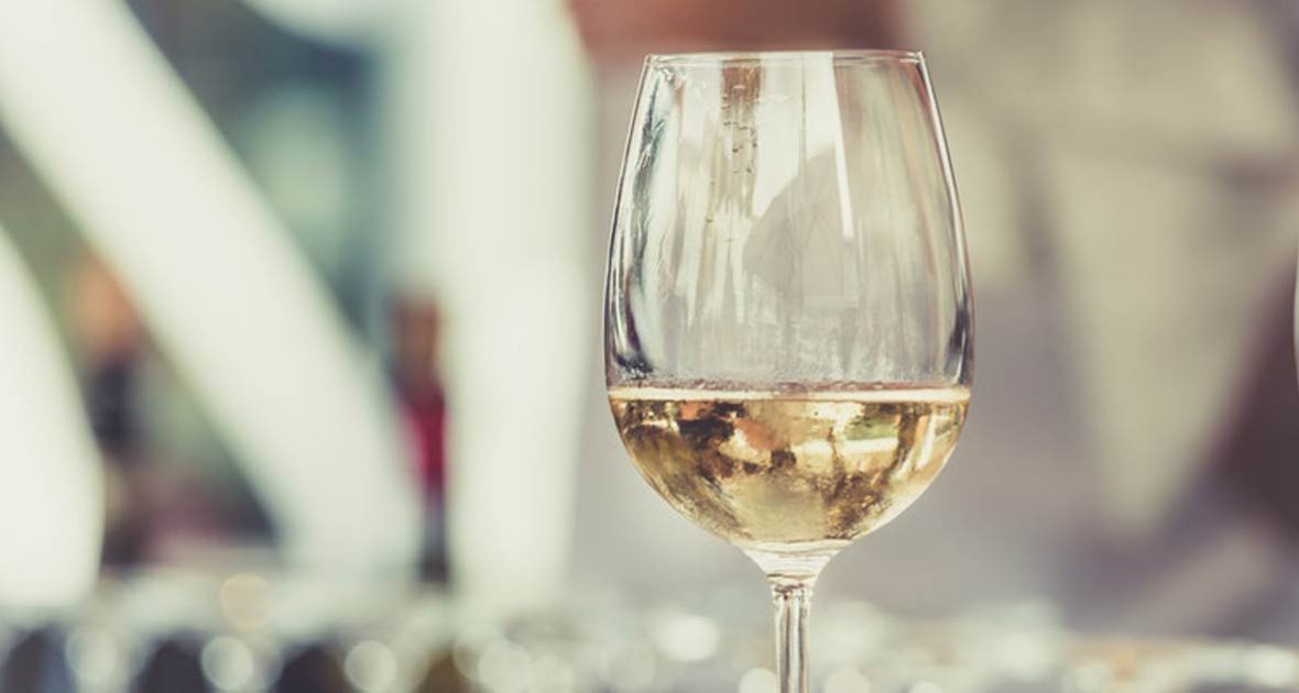 white-wine-glass-1180